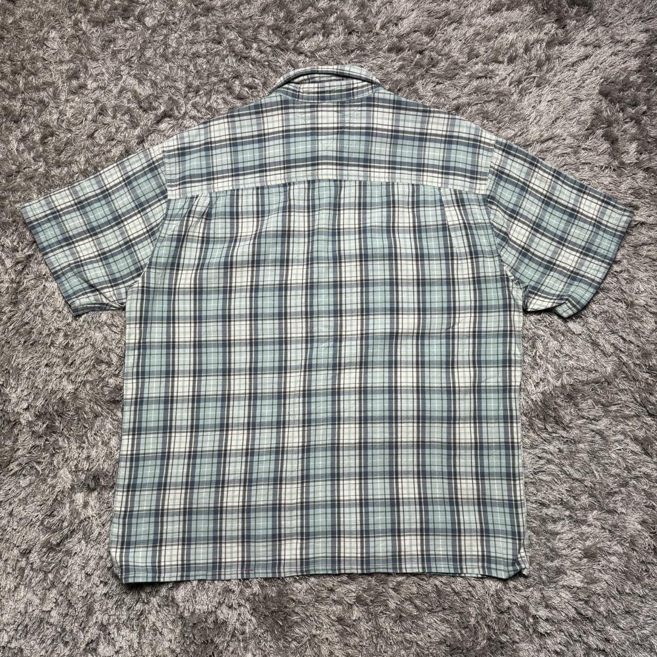 MEN'S TOMMY HILFIGER BUTTON UP SHIRT SIZE XL