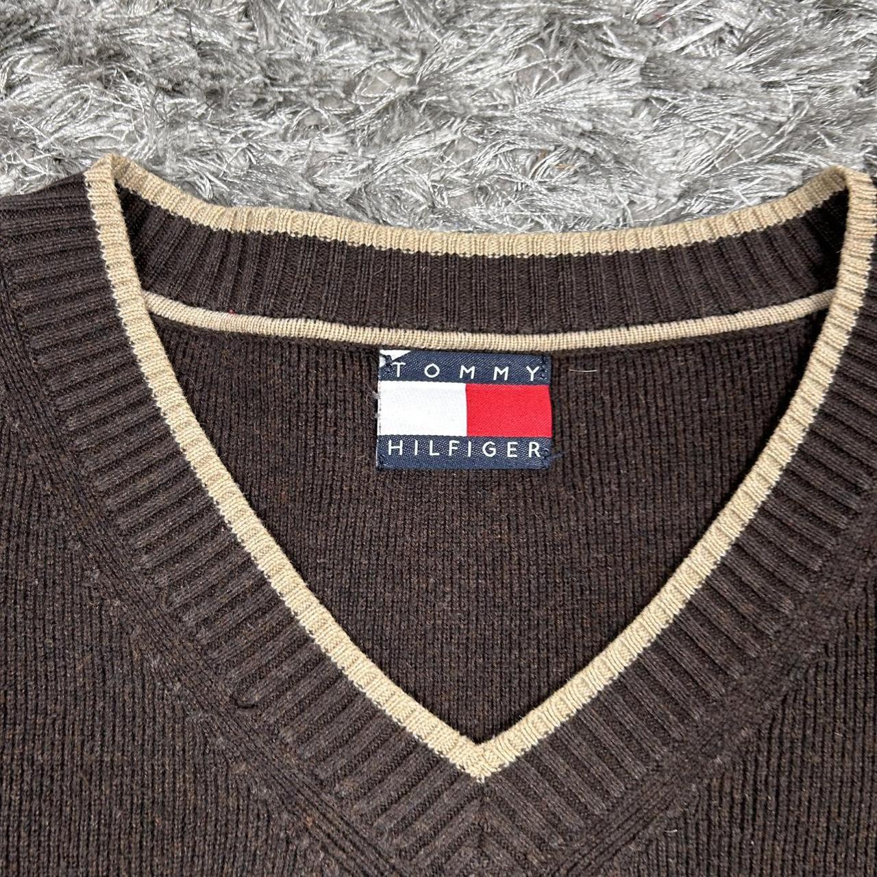 MEN'S VINTAGE TOMMY HILFIGER V NECK JUMPER SIZE XL
