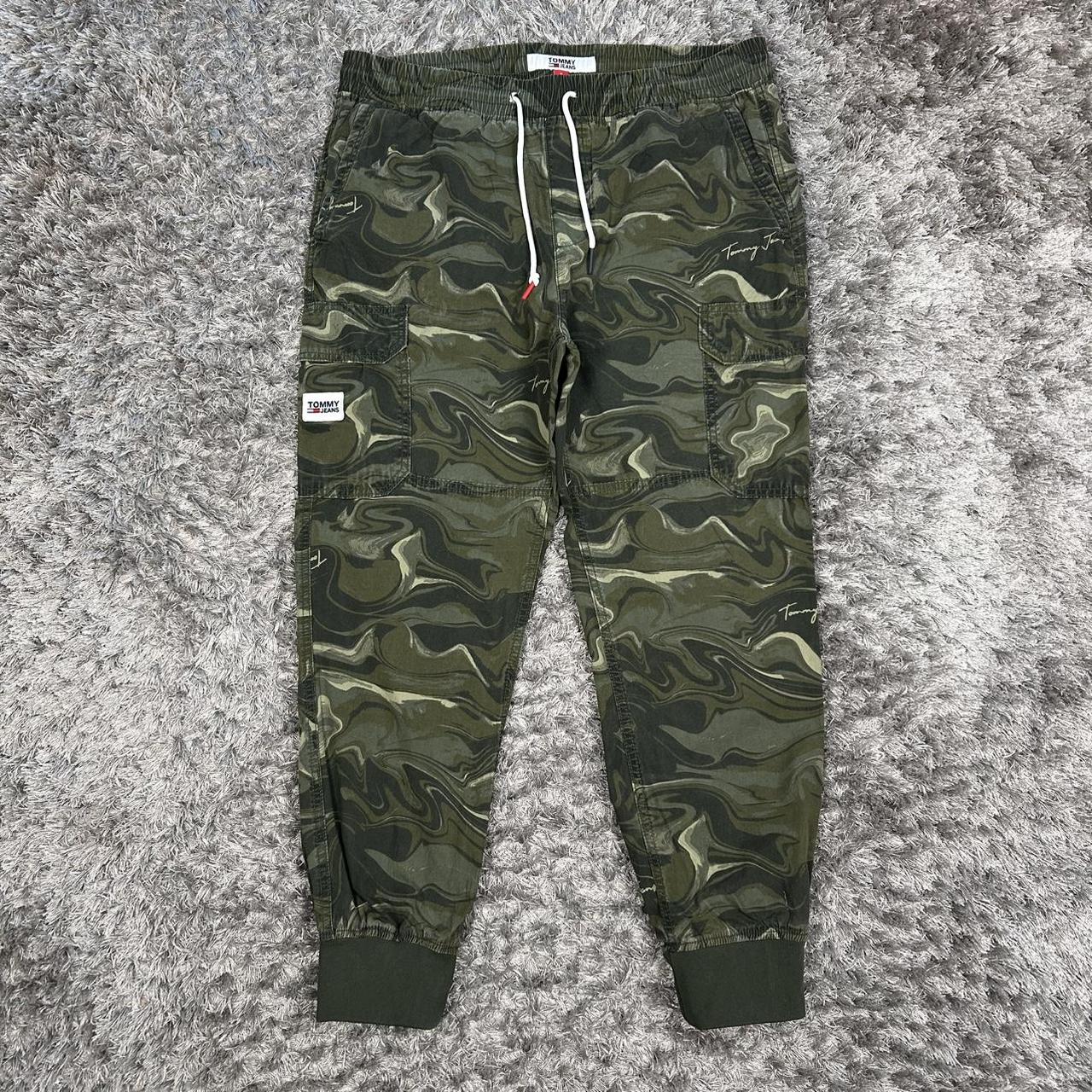MEN'S TOMMY HILFIGER CAMO CARGO TROUSERS SIZE XL