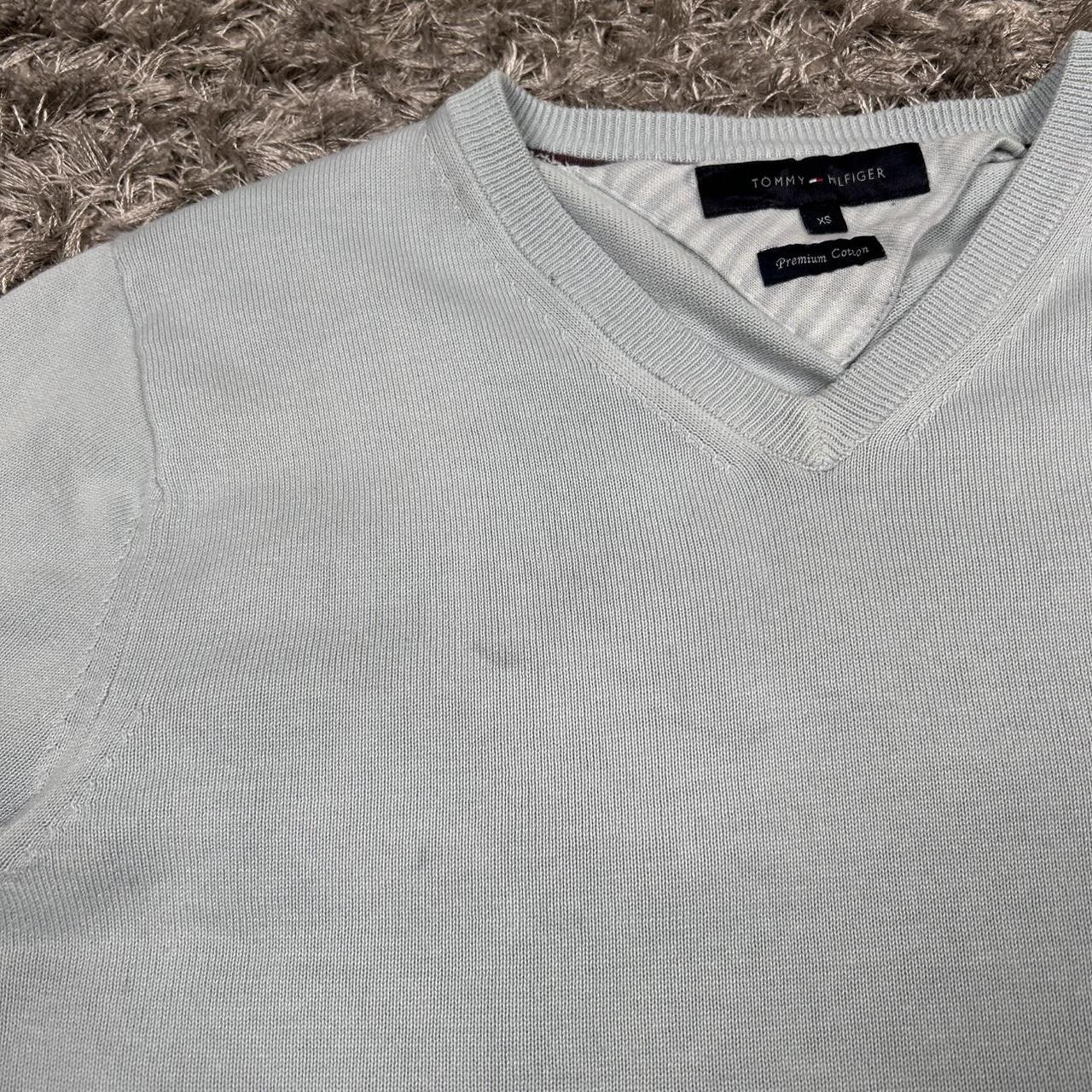 MEN'S VINTAGE TOMMY HILFIGER V NECK JUMPER SIZE XS